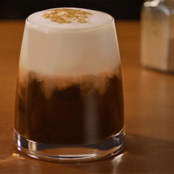 NESCAFÉ Frosty Honey Spice Mocktail recept