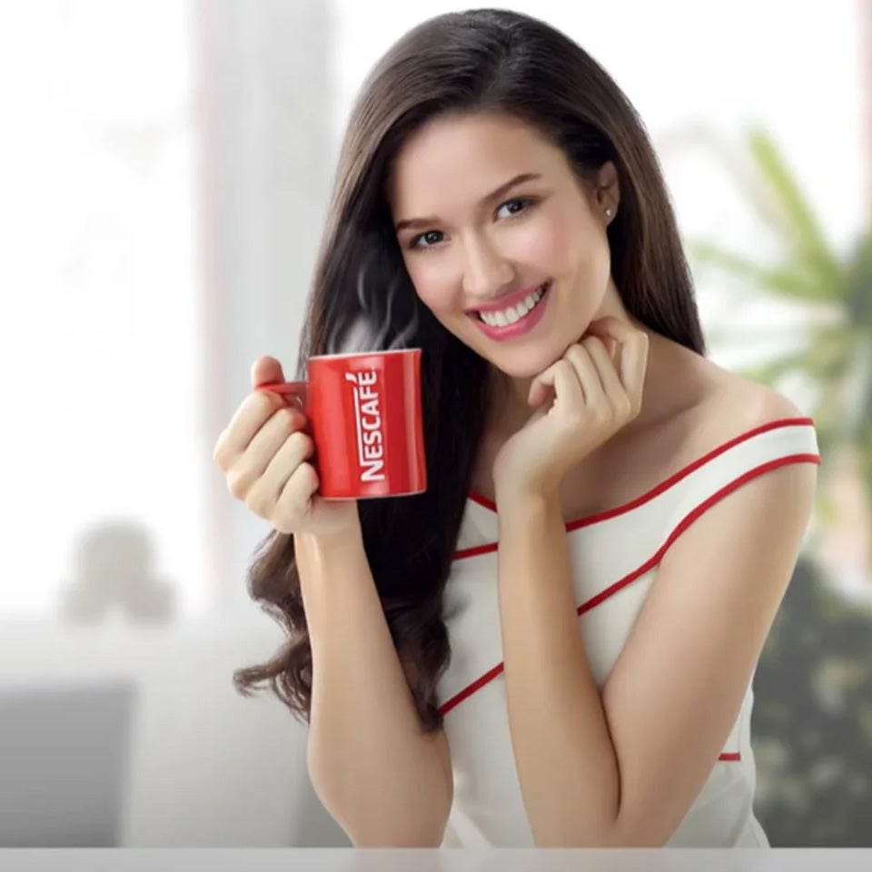 เนสกาแฟ เบลนด์ แอนด์ บรู สูตรน้ำตาลน้อย