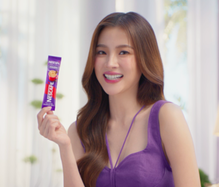 เนสกาแฟ เบลนด์ แอนด์ บรู สูตรน้ำตาลน้อย