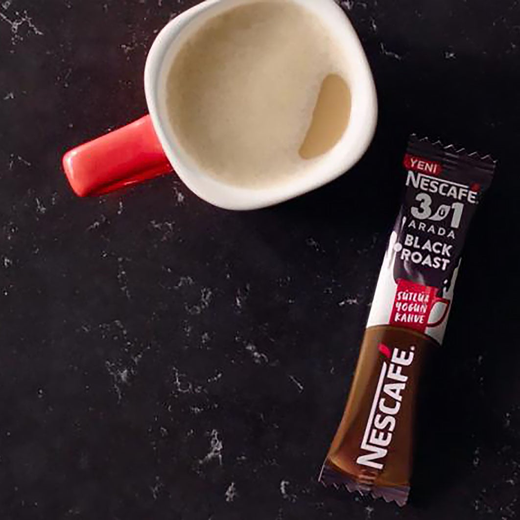 kahve fincanı ve poşet