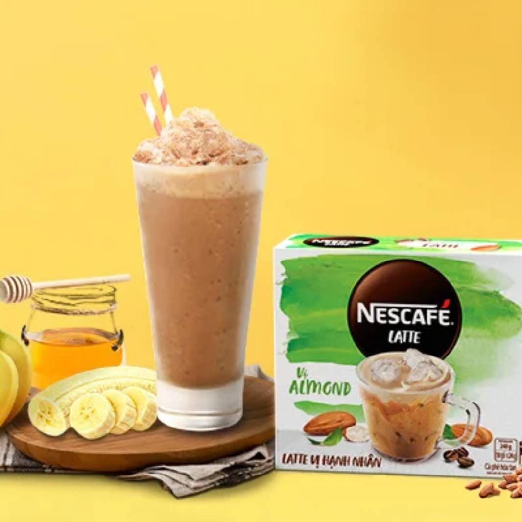 Cà Phê Latte Vị Chuối Hạnh Nhân