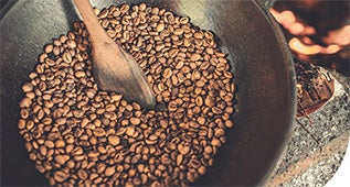 nghe-thuat-rang-bung-toa-huong-vi-arabica-thuong-hang-bloc